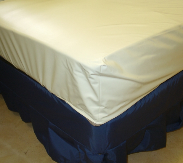 Plastic Mattress Protector Double - Click Image to Close